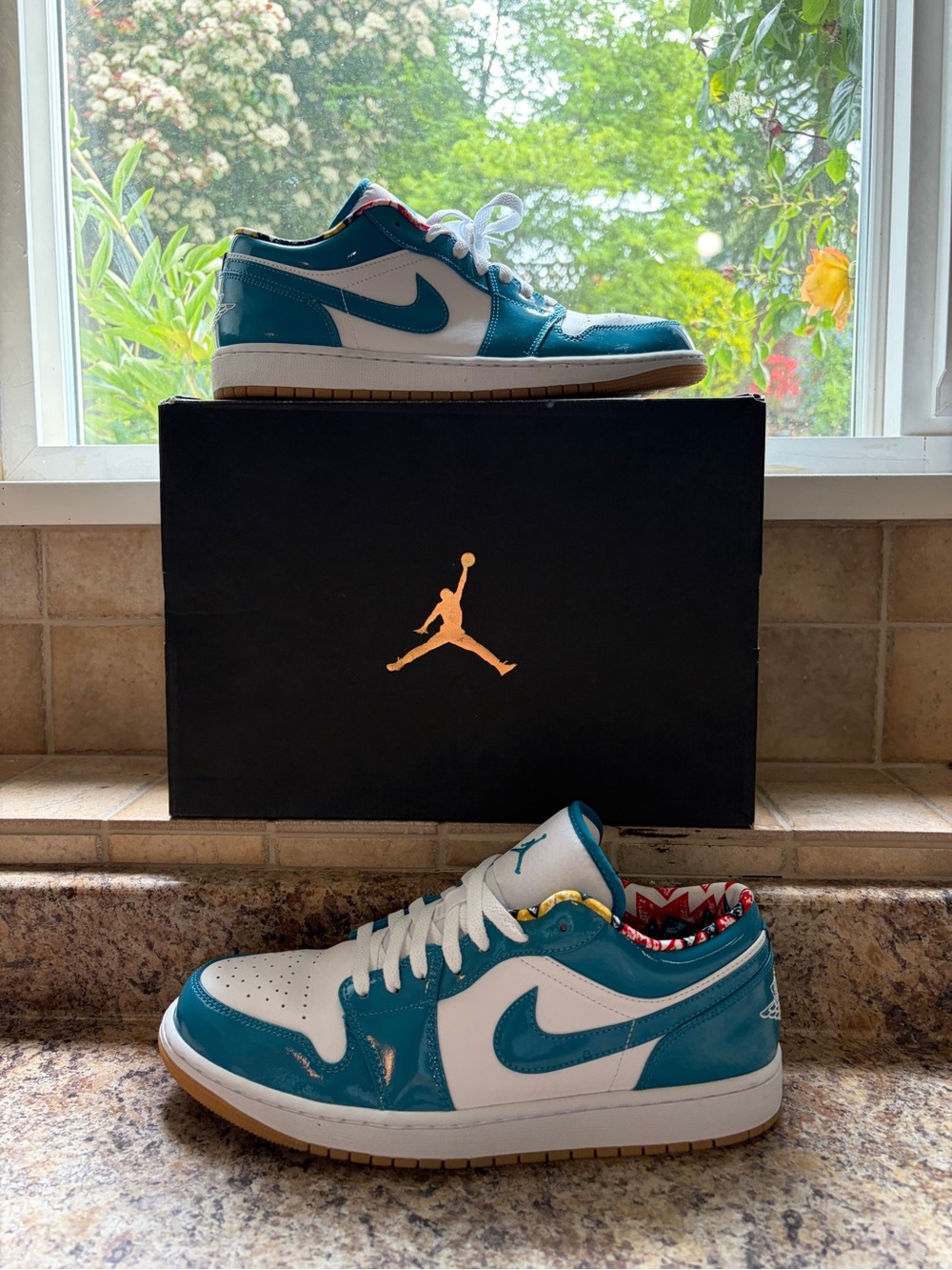 Jordan 1 Low Barcelona
